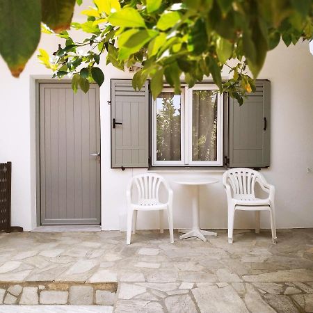 Pension Nikolas Skiathos by Eksteriør billede