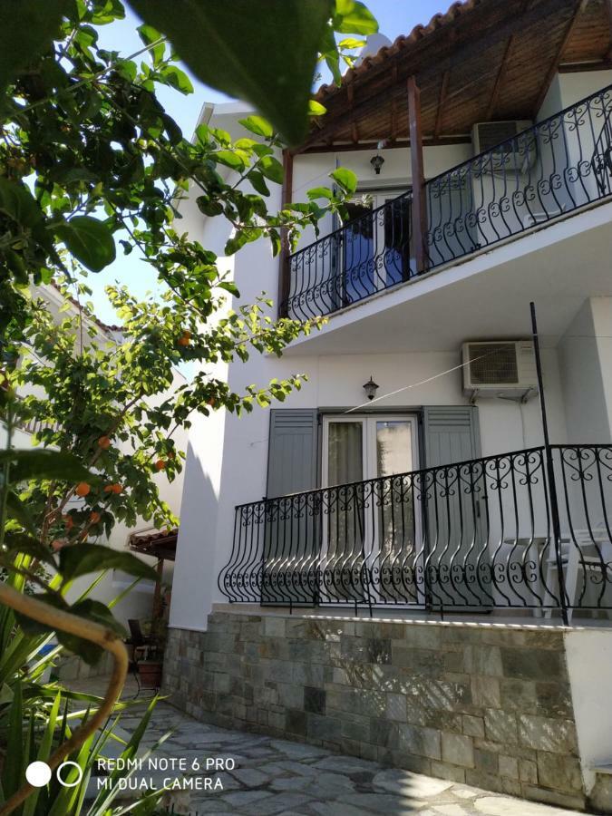 Pension Nikolas Skiathos by Eksteriør billede
